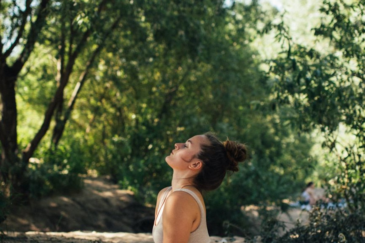 Cover image for Burnout: The Secret to Unlocking the Stress Cycle by Emily Nagoski and Amelia Nagoski: Stress isn't just a feeling; it's a physiological response that needs to be com…